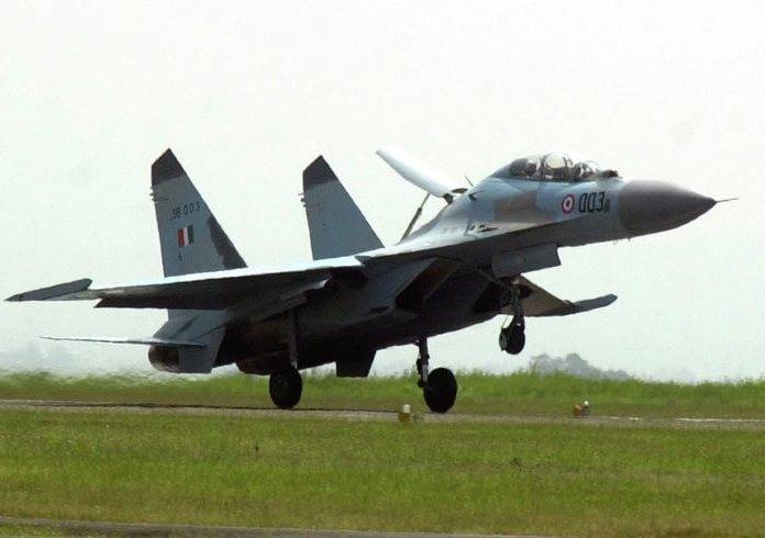El ministerio de defensa de la india han confirmado la muerte de los pilotos de los su-30 que se estrelló cerca de la frontera con china