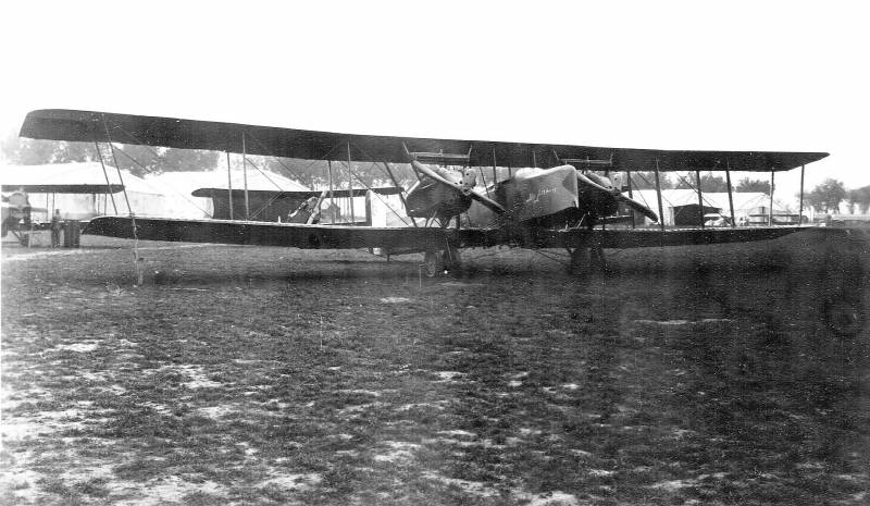 Tung kveld bomber ødela farman F. 50
