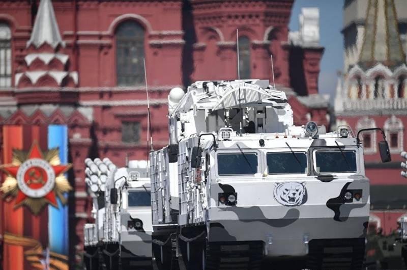 Dans les troupes russes de six mois, livré plus de 750 unités de l'armement et de la technologie