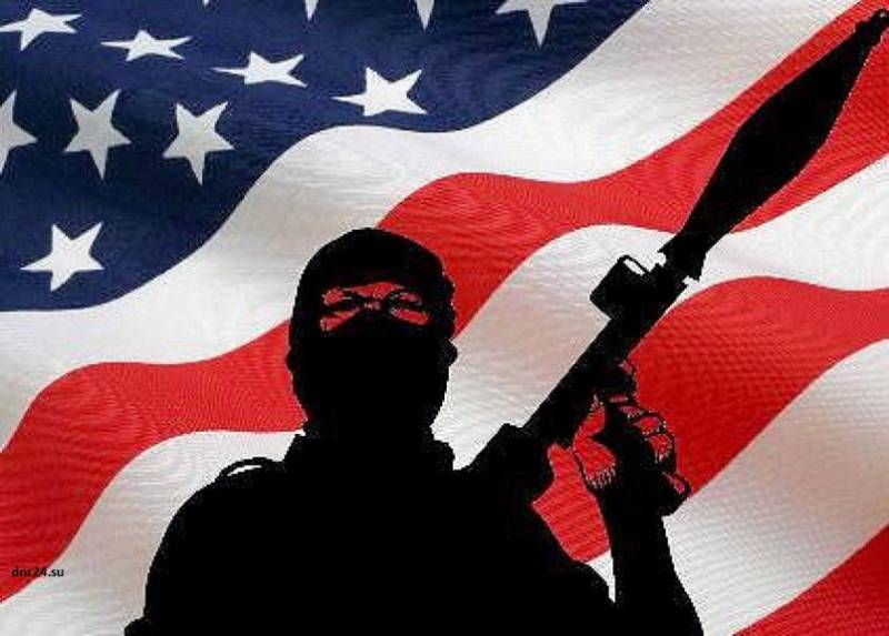 Befälhavaren för de ryska styrkorna i Syrien anklagade USA-koalitionen i maskopi med ISIS