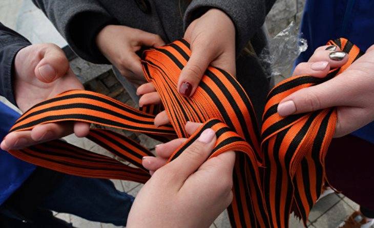 The DNR has criticized Kiev introduced a ban St. George ribbon