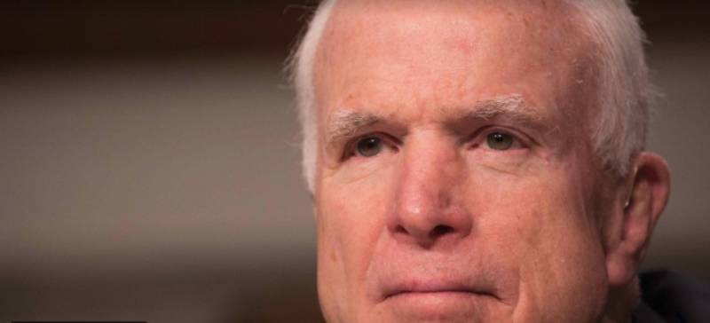 Behind trump: world tour, longevity McCain