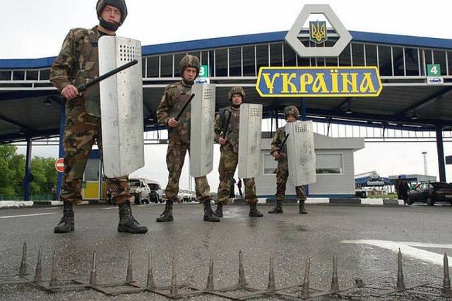 Crimean border: a 168 kilometre arc of torment