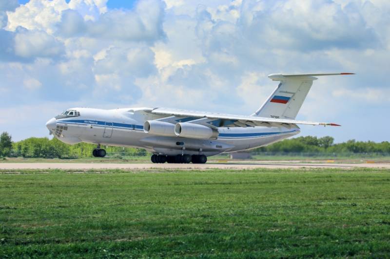 Begannen die Staatliche Flugerprobung des Flugzeugs Il-76MD-M