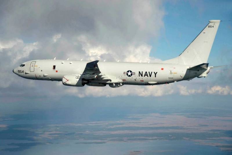 Anti-submarine aircraft P-8A Poseidon scouted over the area of missile ships of the Russian Navy