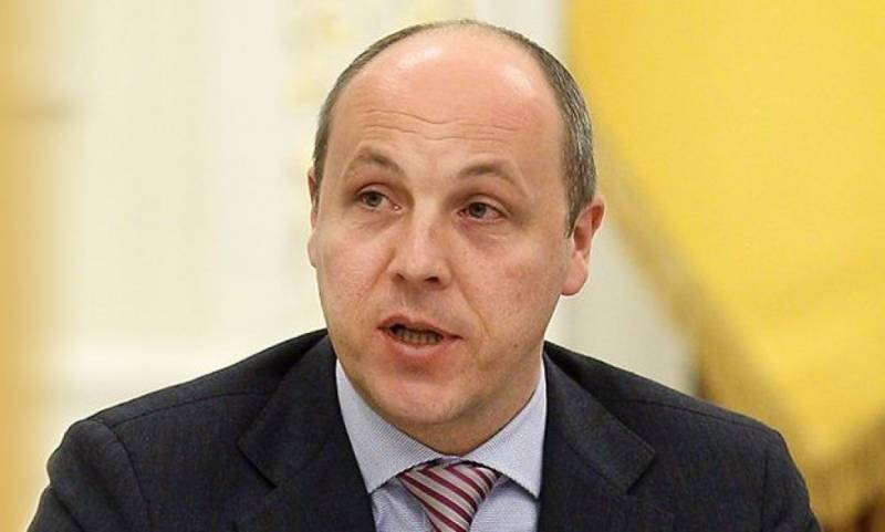 Рада дайындайды үндеу Украина үкіметіне енгізу туралы РФ-мен визалық режимді