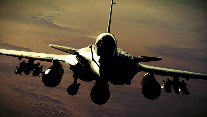 Небяспечныя сустрэчы «Сушак» і «Rafale, F-3R» ў «парваным небе» Еўропы. Што абяцае новы «сюрпрыз» ад «Дасэн»?