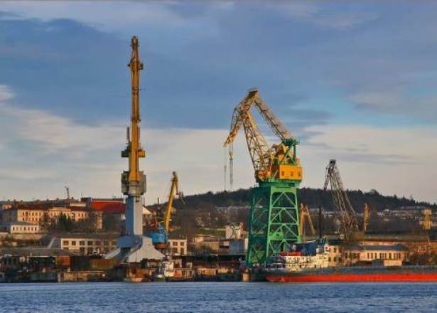 У Севастопольського морзаводу з'явився власний слоган
