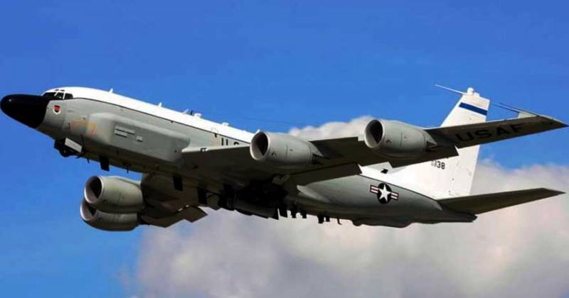 Pro Dag US-Fligeren hu 4 Aufklärungs-Fluch virun der Küst vu Syrien