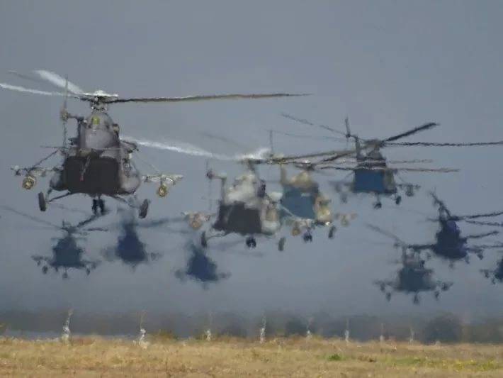 Overgangen til de besætninger, der af army aviation af de væbnede styrker