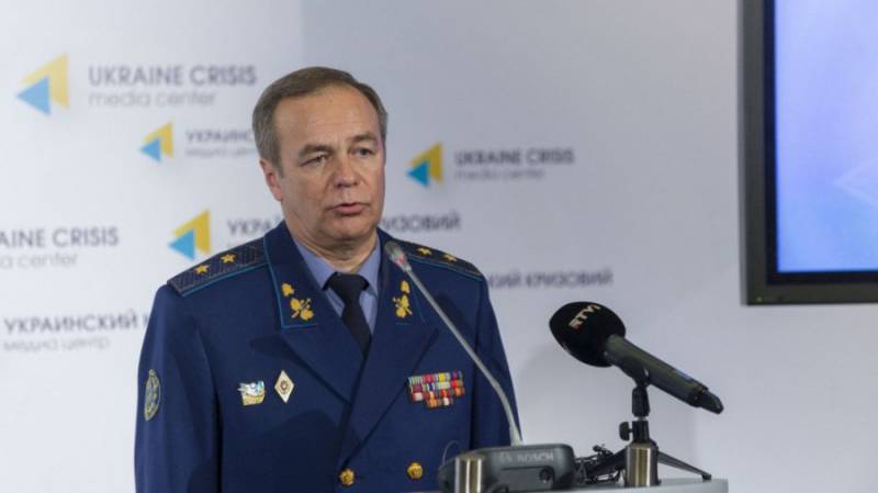 Un général ukrainien: les Sanctions et les armements américains feront Poutine jeter le Donbass