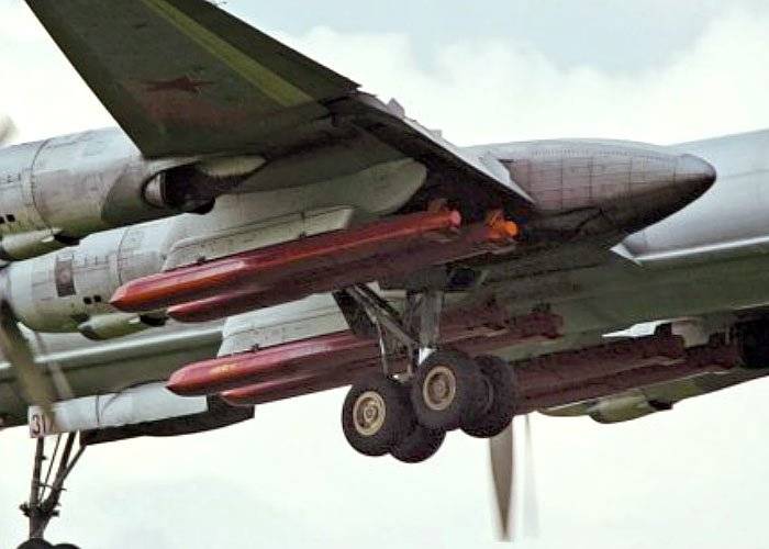 Putin praised a new Russian missile Kh-101