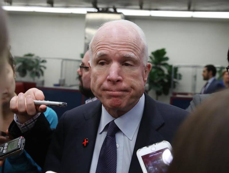 Forbes - Mccain: Excusez-moi, mais la Russie n'est pas déjà une station-service