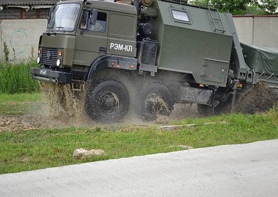 In the TSB received the first batch of repair and recovery vehicle REM-KL
