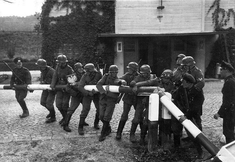 Som Europa gikk til Molotov-Ribbentrop-Pakten