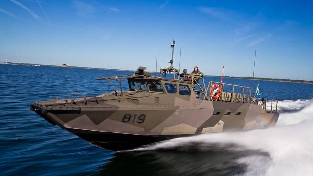 Schwedesch Marine bëschofs-18 Martial-Booter