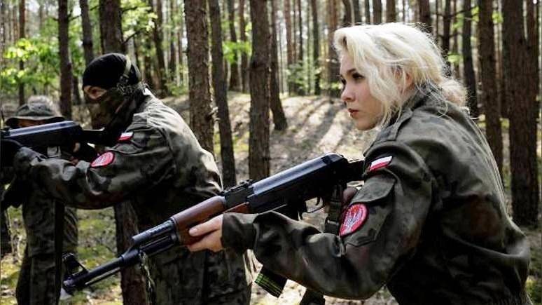 Polish teenagers learn to defeat the 