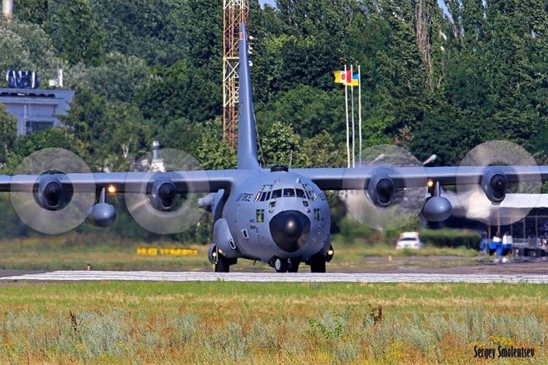 Two American aircraft P-8 Poseidon first arrived to Ukraine