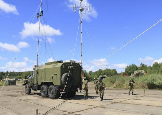 Comprehensive training on electronic warfare started in the Eastern military district