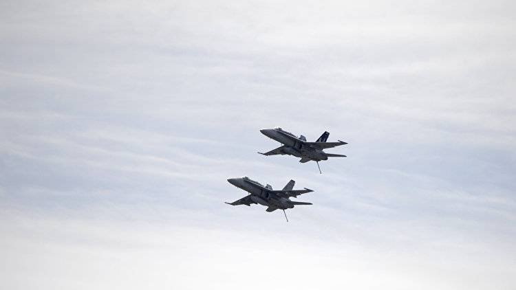 The F-18 in the Baltic States strengthen the security of Spain