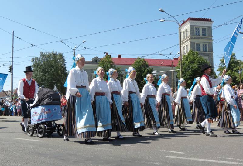 Estonia managed to find advantages in a demographic hole