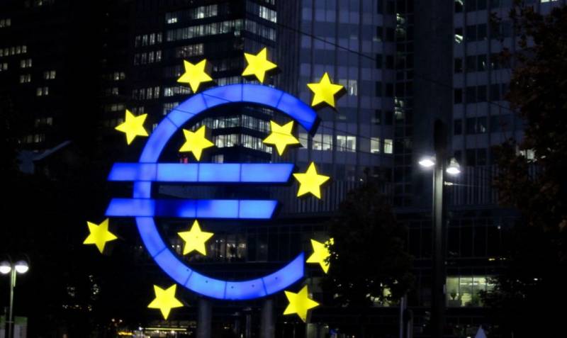 Eu: historiska motsättningar och socio-ekonomiska kriser