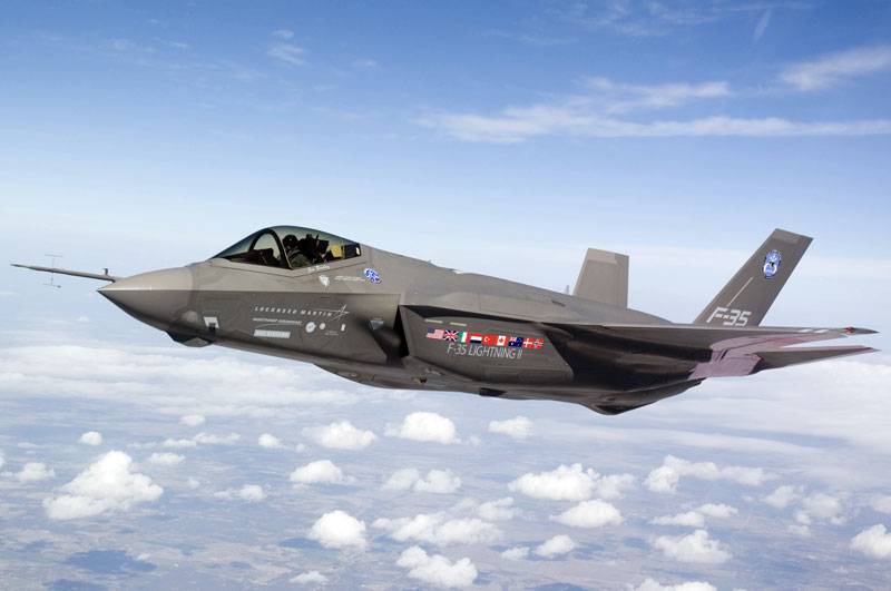 F-35 نقل أكثر من 100 ألف ساعة