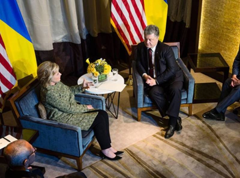 Trump попенял Kiev pour le soutien à Hillary Clinton