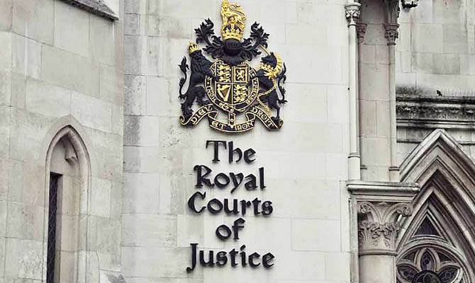 D 'Geriicht zu London geflegt d' Ukrain vun der Russescher Federatioun ze bezuelen Nennwert vun euroobligationen op $3 Mrd.