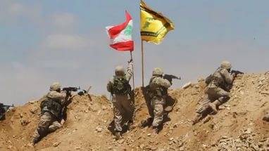 D ' Hisbollah kraaft déi leschten Héichbuerge vun den Terroristen am Gebitt Ersal un der Grenz zu Syrien