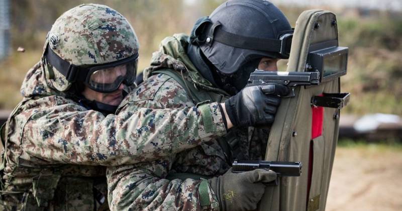 في Resguardo يعني 13 ألف شخص في الربيع