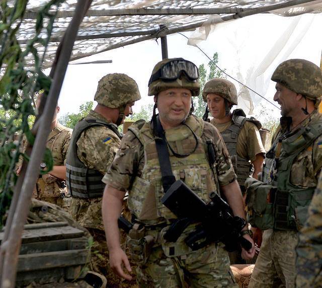 Turchynov: salaries APU should be brought to NATO