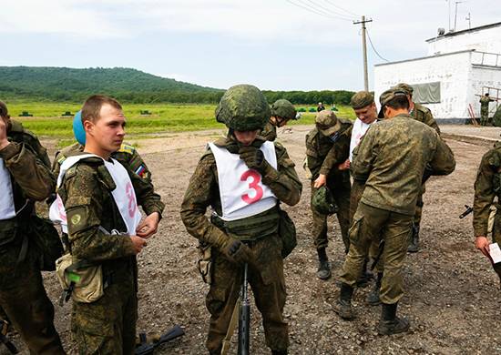 Ваенныя будаўнікі падрыхтавалі да спаборніцтваў «сцежку выведніка»