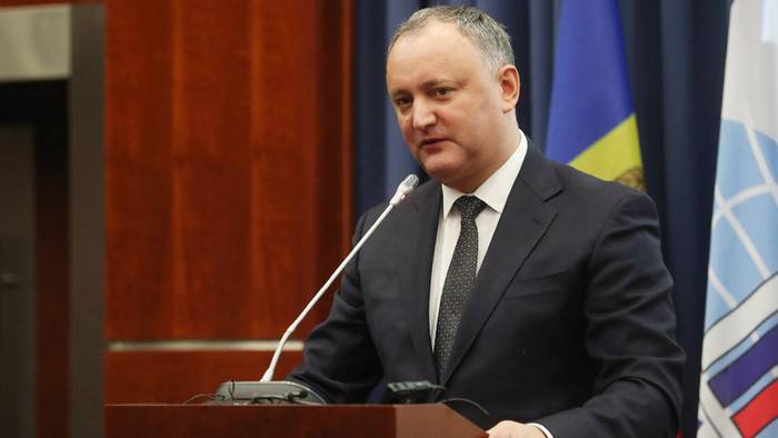 Додон болады оқшаулауға заң жобалары нашарлататын қарым-қатынастар РФ