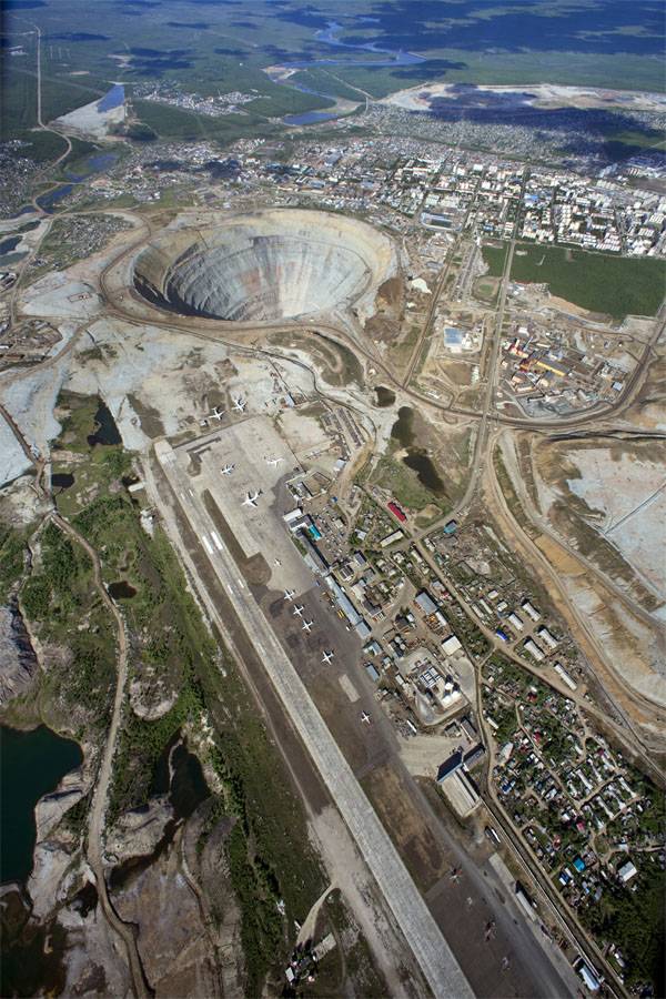 In the search for the workers at the mine in Yakutia takes part in a paramilitary squad of rescuers