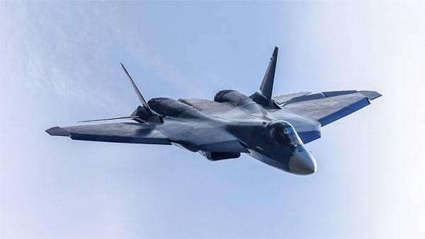 Prototype T-50-11 med stel af su-57 foretog sin første flyvning