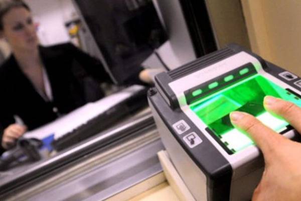 El ministerio de justicia de ucrania apoyó la introducción del control biométrico para los rusos