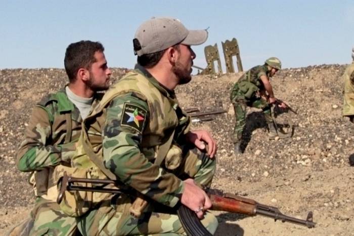 Eenheete vun de syresche Arméi десантировались IG no hannen gebuer zu AR Raqqah