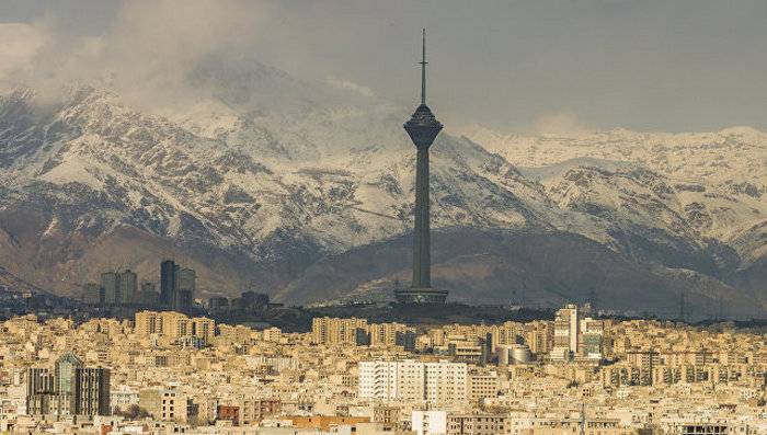 Déi däitsch Medien berichteten, datt den Iran geheimnis Waffen übergesetzt no Russland
