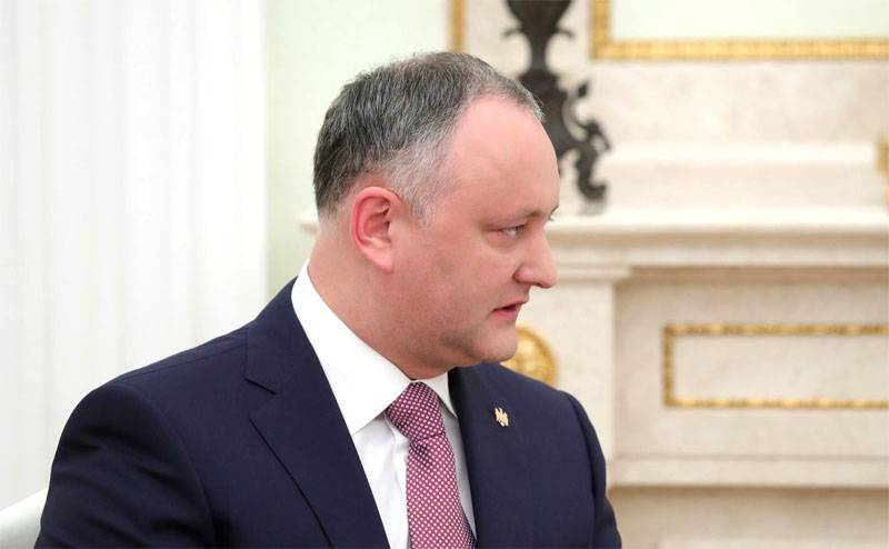 Dodon: Moldova will not join either NATO or other military unit