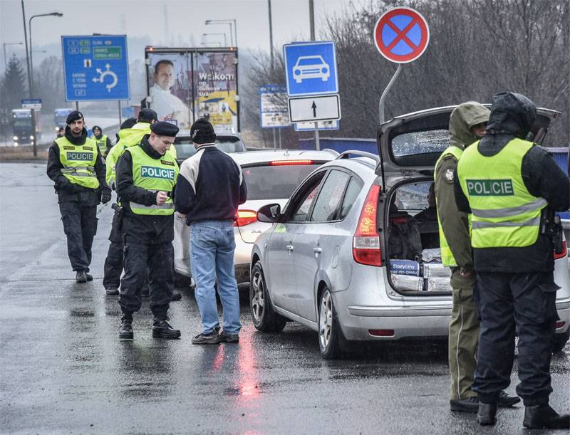 Polen distribuerar Ukrainare tillbaka