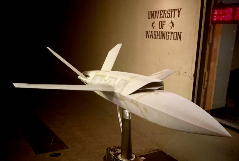 Långt taktiska drone XQ-222 