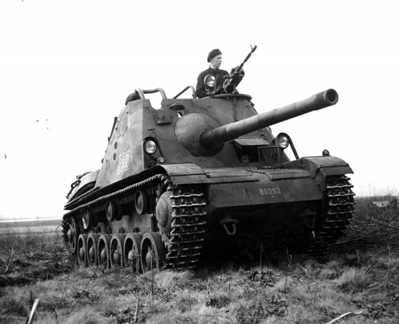 Volvo Lafette Pansarvarnskanonvagn m/43 (Schweden)