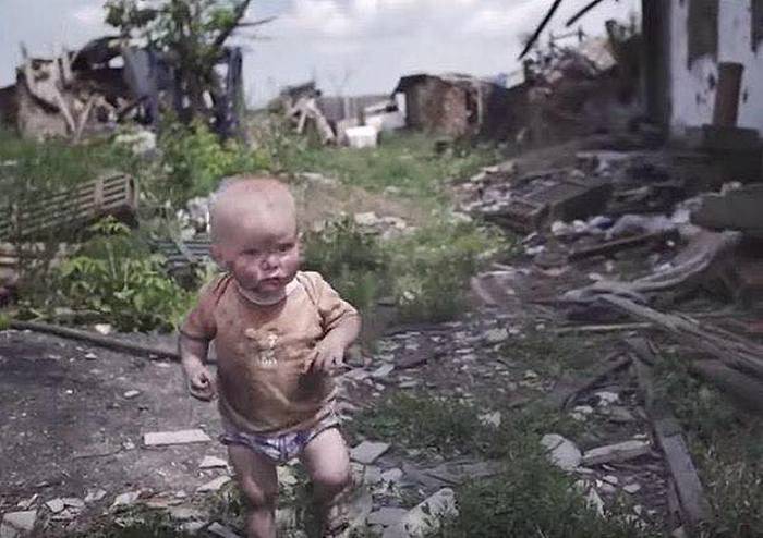 D 'rout Kräiz azielen, wéi vill Zivilisten d' Donbass