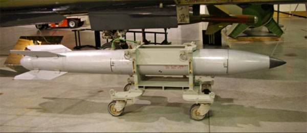 Den Kandidat an den däitsche Bundeskanzler: Danaë, datt d ' USA holten Atomwaffen aus Däitschland