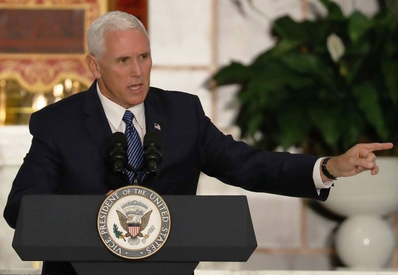 Pence: Washington toughens sanctions against Venezuela