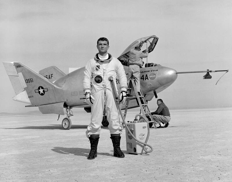Experimental aircraft Martin Marietta X-24A (USA)