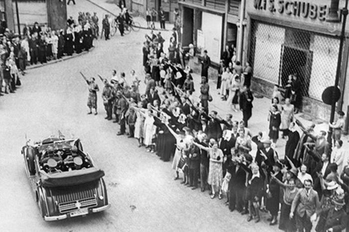 In Germany considered it a closed topic of reparations to Poland