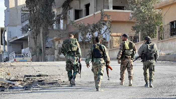 D ' syrische Arméi ëmginn militante IG am Nordoste vun der Provënz Homs