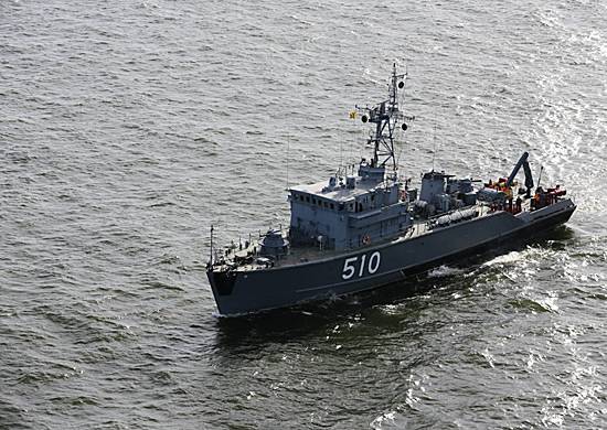 Minesweepers Pacific fleet carried nuclear submarines through the minefields